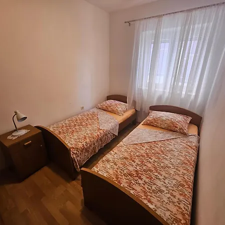 Kuca Pazanin Сasa de vacaciones *