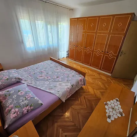 Holiday home Kuca Pazanin *