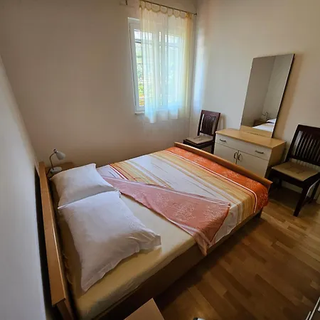 Holiday home Kuca Pazanin *