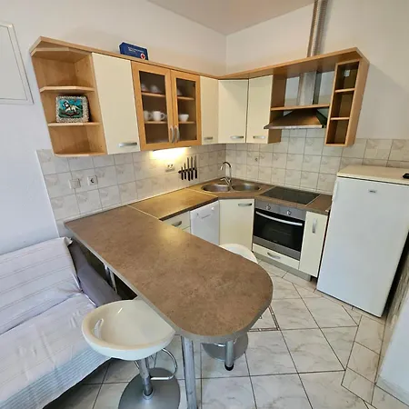 Holiday home Kuca Pazanin